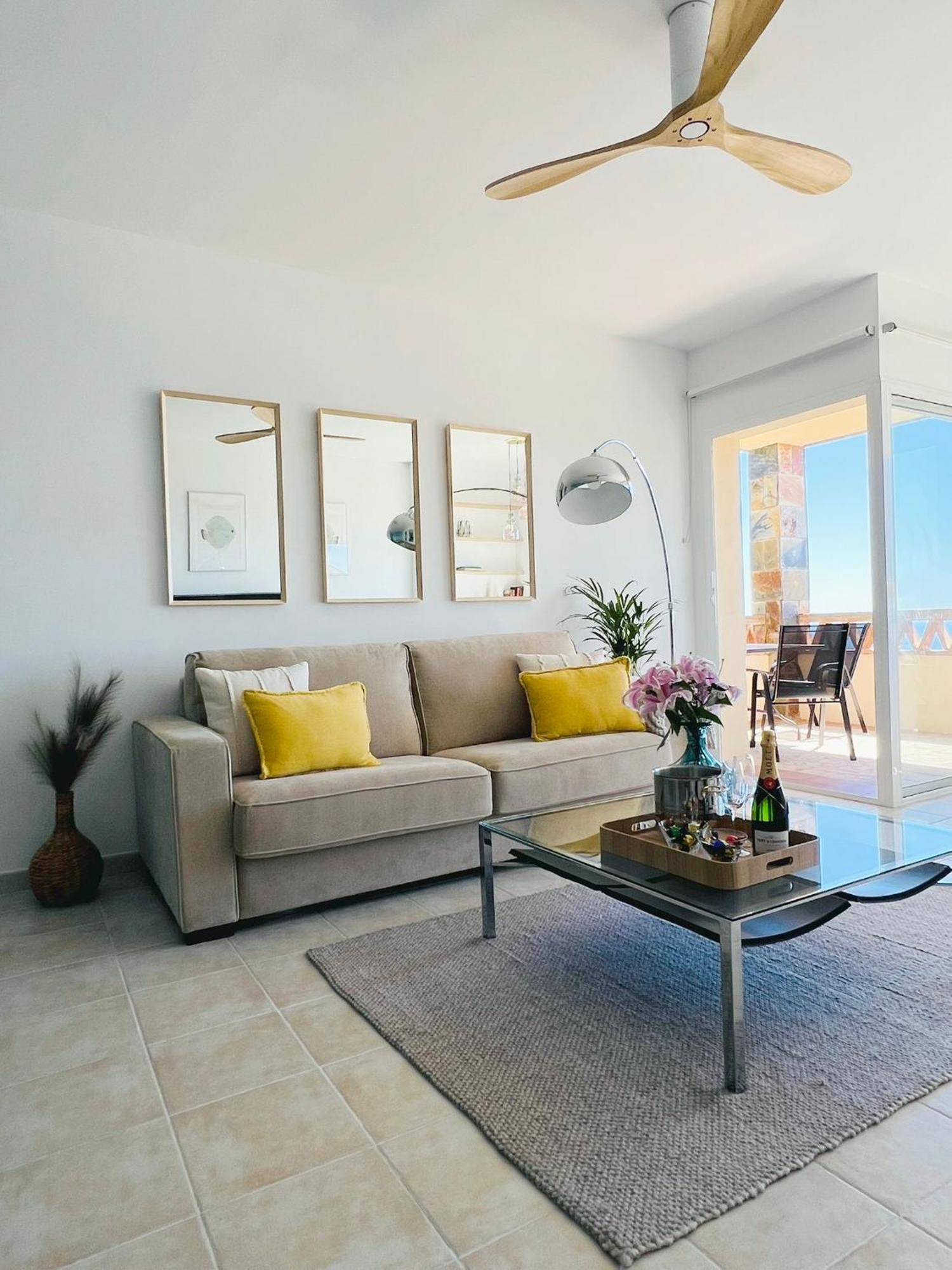 Apartment Alanzana Vista Al Mar Y Piscina Reserva Del Higueron Malaga
